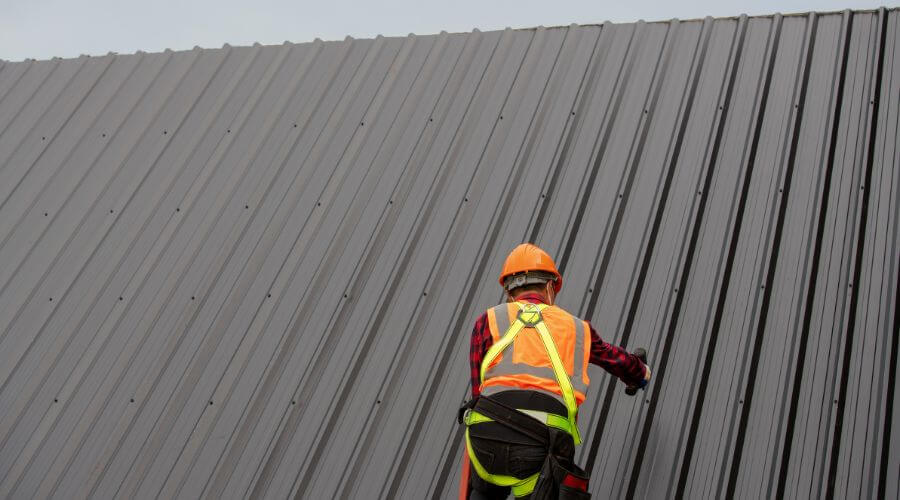 Professional metal roof installation services in Oregon, IL